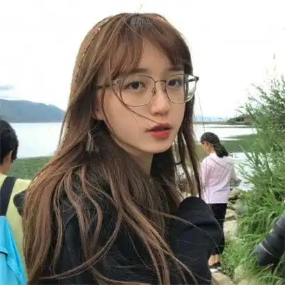 闺蜜头像一对两张,不能给予的未来就永远