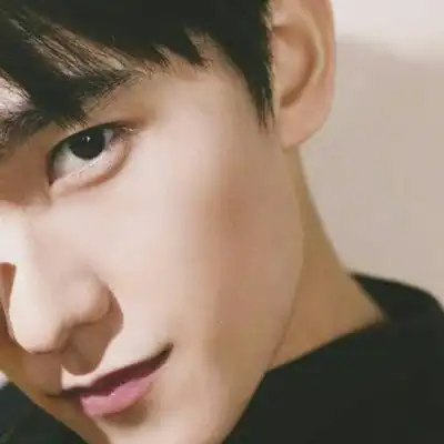  杨洋高清男生头像杨洋好看照片大全
