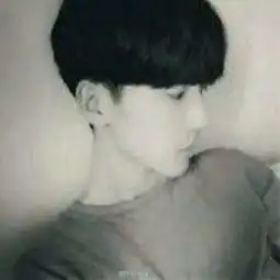  他这个发型是叫什么怎么弄