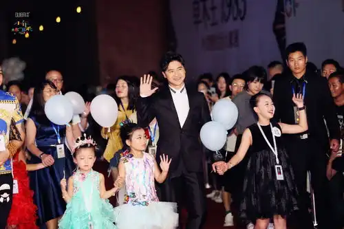  对白2018新时代少年梦想秀公益盛典圆满成功