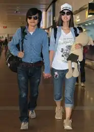  黄晓明baby杨幂刘恺威情侣合体百万身价排行