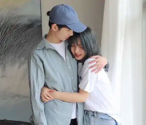  舍不得分享系列情侣头像我的一生借你一程,这一程便是余生