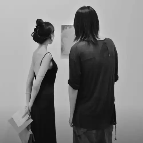  艺术气息黑白情侣头像图片扣扣居