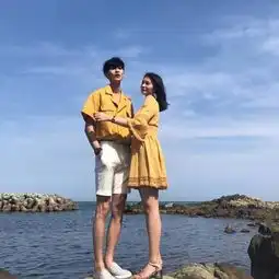  情侣装不一定要一模一样但一定要协调