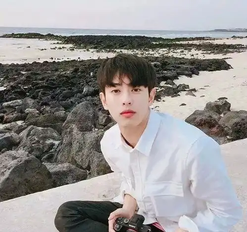  初秋男士穿搭指南,让你在初秋帅出新高度