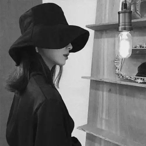  冬季的女生头像