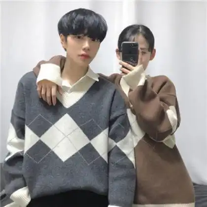  小清新情侣头像一左一右,真人有点搞怪的情侣们