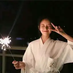 陪你疯闺蜜头像火了闺蜜,就是今天吵明天笑,近了烦远了想