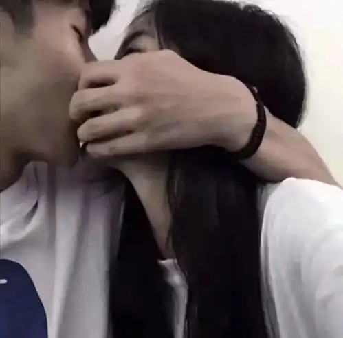  情侣头像精选情头令人怦然心动的情话