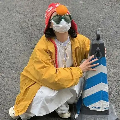 我始终认为一个人,他接触啥就会变成啥