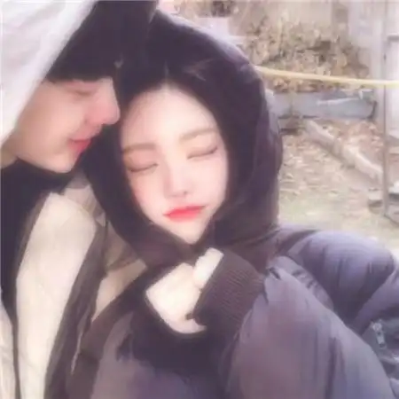  情侣头像清新唯美清纯怀抱必须留给我