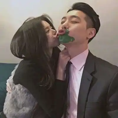 情侣交往,一个男生总和你聊以下3个话题,说明他爱你到极致