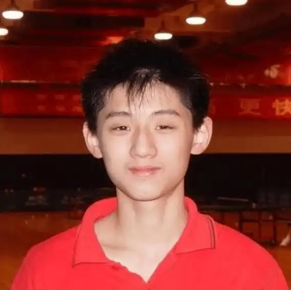  多年过去,张继科望向刘诗雯的眼里依然爱意满满,但为何难复合