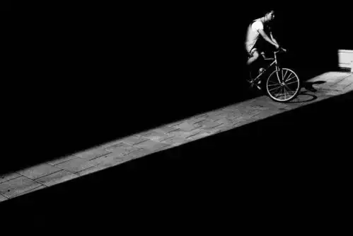  哪种照片适合黑白不是简单的转成黑白就行了