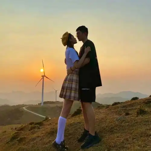  小众情头5枪和玫瑰随时为公主待命