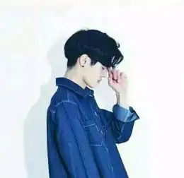  想和女生头像设情侣头像只能处理男生的头像希望处理清楚点和女生头像格式上一样求高手指点