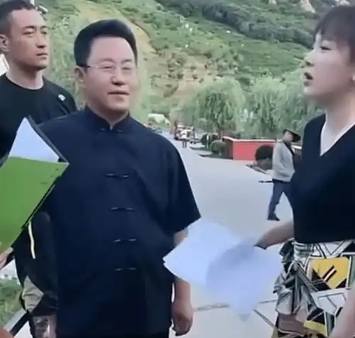  破防扮演香秀的长贵将与于月仙告别,乡村爱情将继续拍摄