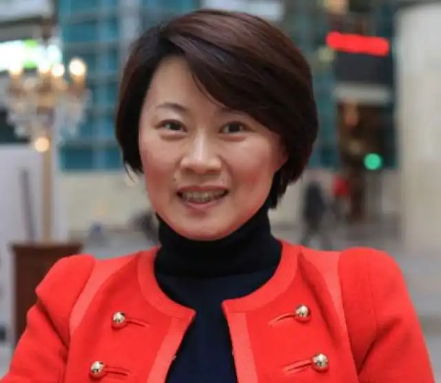  她是赵本山女徒弟,有一个帅气的丈夫和儿子