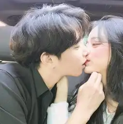  潮人情侣应该知道的10个拍照姿势