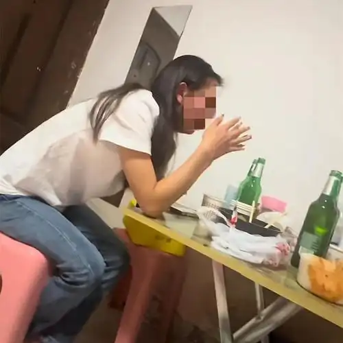  浙江一对情侣谈6年恋爱,为加2万元彩礼闹翻,男友没诚意拉黑跑了