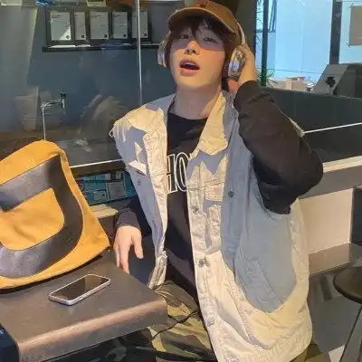  2023最新高清帅气真人男生头像