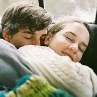  急求情侣头像最好是欧美的给好评