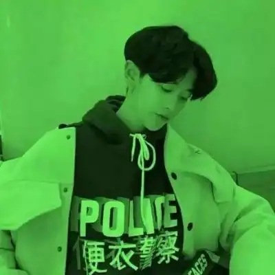  男生头像绿色