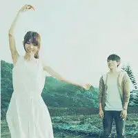  时尚情侣头像情歌在单曲循环着