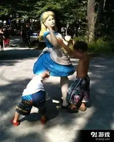  每日奇葩逗比内涵图听说这妹子是lol最强王者