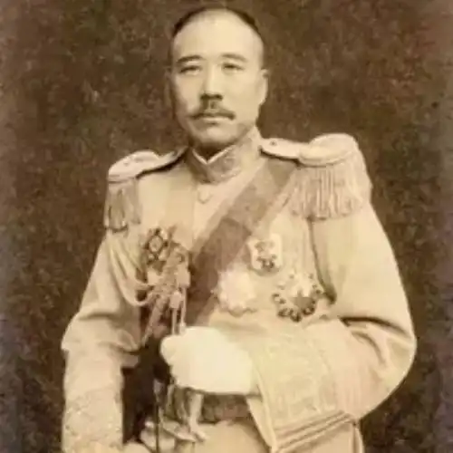  民国最有才的军阀诗人,吃饭的时候,请你不要读他的诗