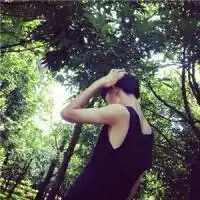  帮我找个情侣头像,清新一点的,不要带字的