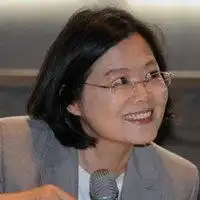  蔡英文表情包高清微信头像图片大全