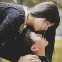  大海背景的情侣头像给我深爱唯美情侣头像