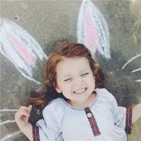  可爱小孩情侣头像变成远远惦记你的人