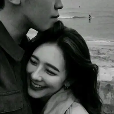  黑白头像情侣一人一张最新版情侣头像黑白一对