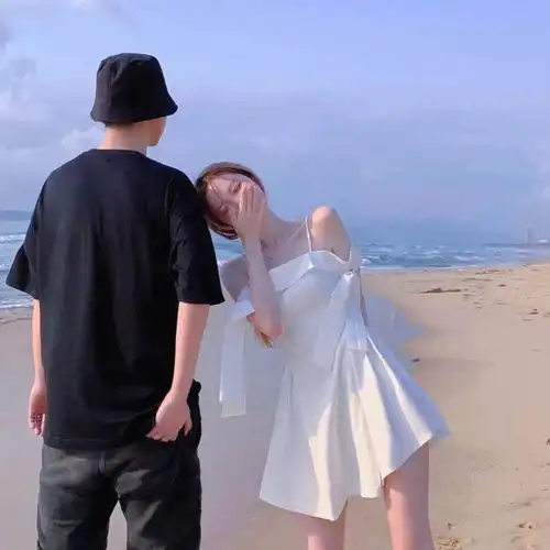  双向奔赴的爱情才有意义哦情侣头像