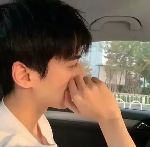  头像丨男生头像暖男帅气阳光,容忍并不是太软弱而是深情的坚强