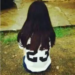  谁有收藏的情侣头像,一左一右,不带字90后