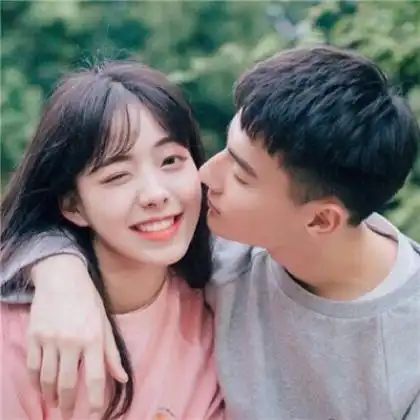  双人情侣头像真人,男生女生长的帅气漂亮太般配了