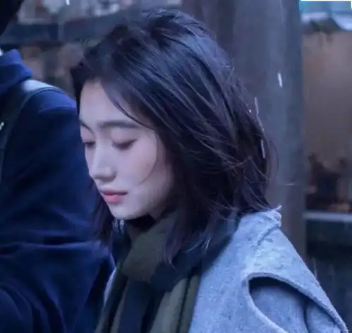  点赞的心动的情侣头像