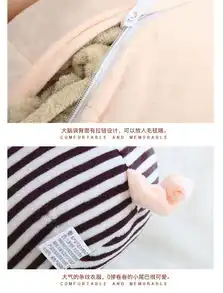  贪吃零食情侣猪创意可爱条纹贪公仔毛绒玩具睡觉抱枕办公室两用毯