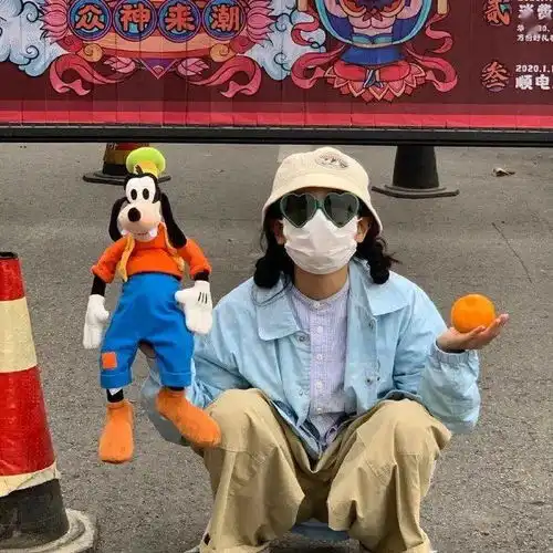 头像适合晒闺蜜的朋友圈文案