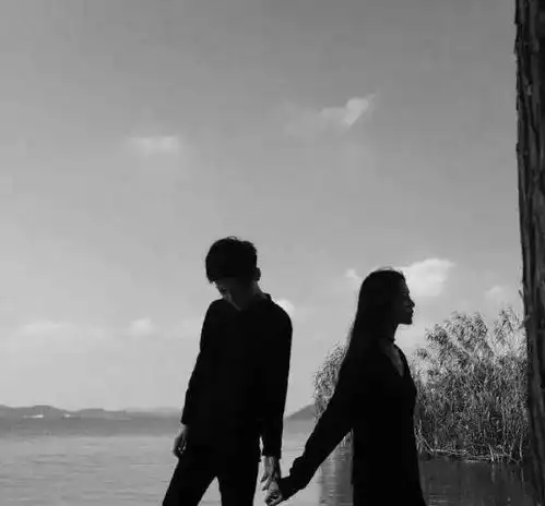  在关键节点上敷衍我,她是把我当备胎吗