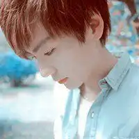  关于欠我个拥抱的微信头像微信头像图片大全