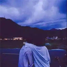  清新优雅的情侣头像