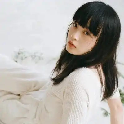  2023唯美氛围感女生头像图片