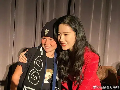  没怎么注意过迪士尼的表示,花木兰的宣传有点吓到...