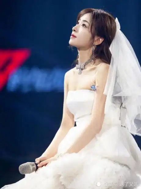  张含韵瘦身16斤堪比整容,坦言2个习惯减肥,边吃边瘦不挨饿