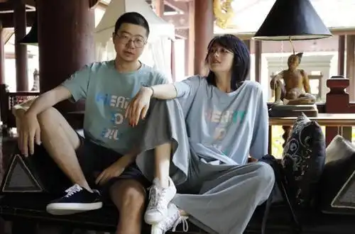李诞家中高挂东亚病夫牌匾,黑尾酱放话我本该是东京人