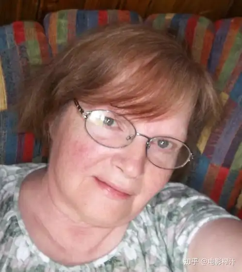  如何评价网飞新片福尔摩斯小姐enolaholmes